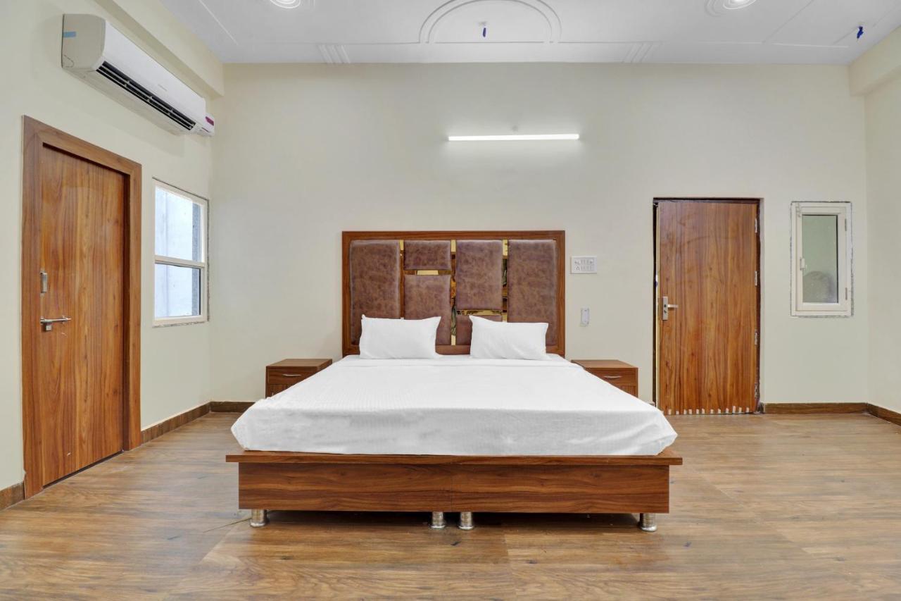 Collection O Pearl Inn Guest House Gwalior Exteriör bild