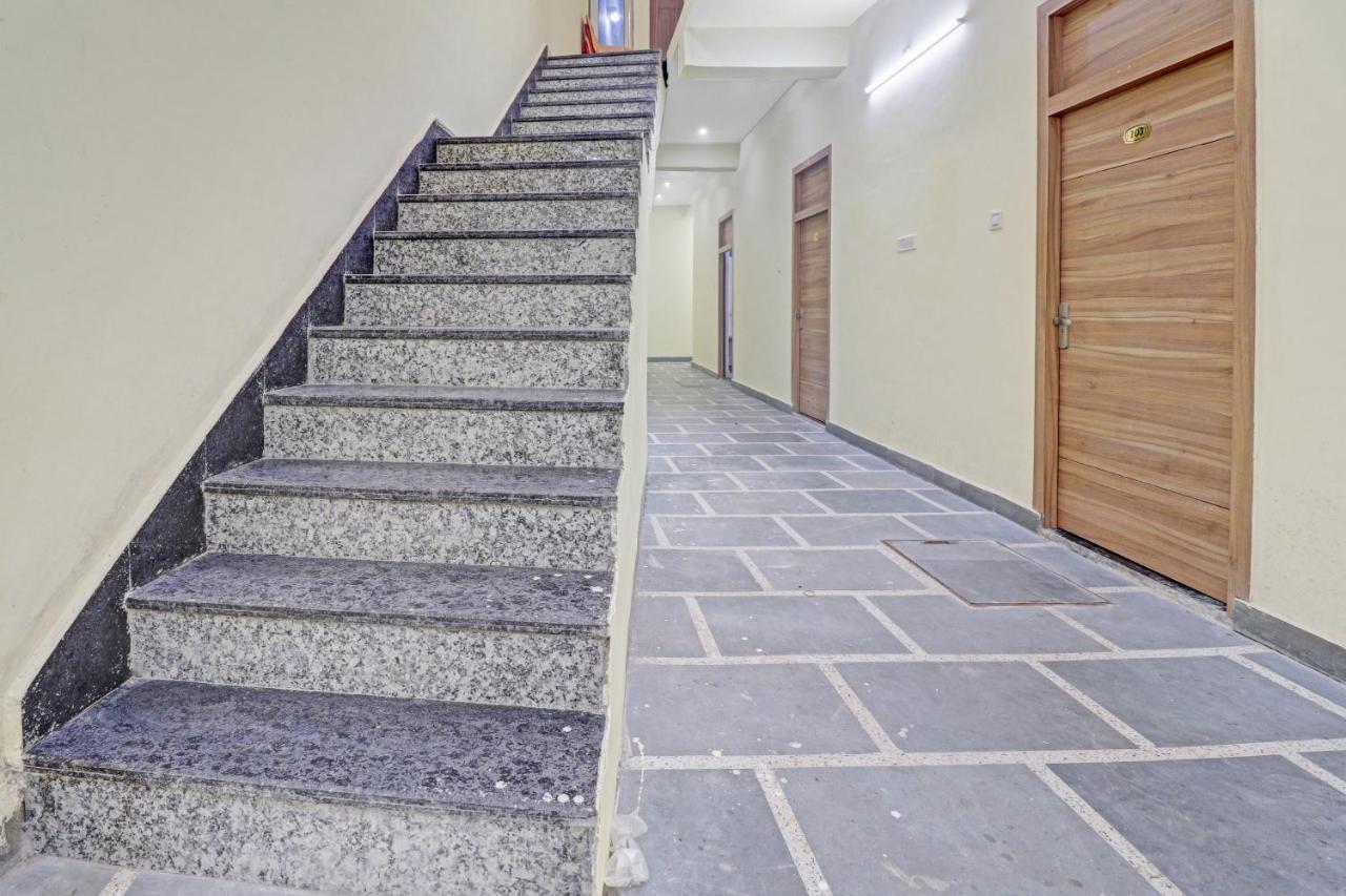 Collection O Pearl Inn Guest House Gwalior Exteriör bild