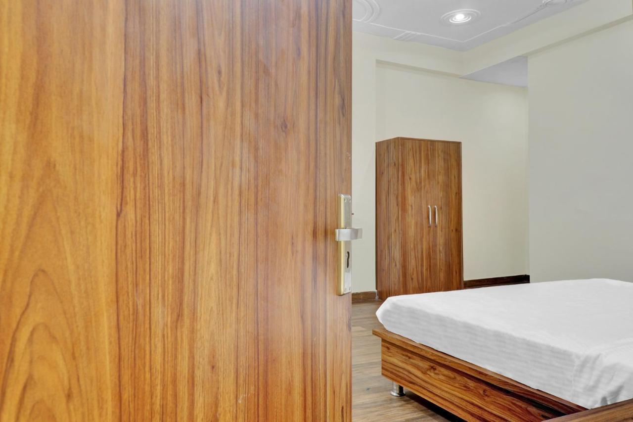 Collection O Pearl Inn Guest House Gwalior Exteriör bild