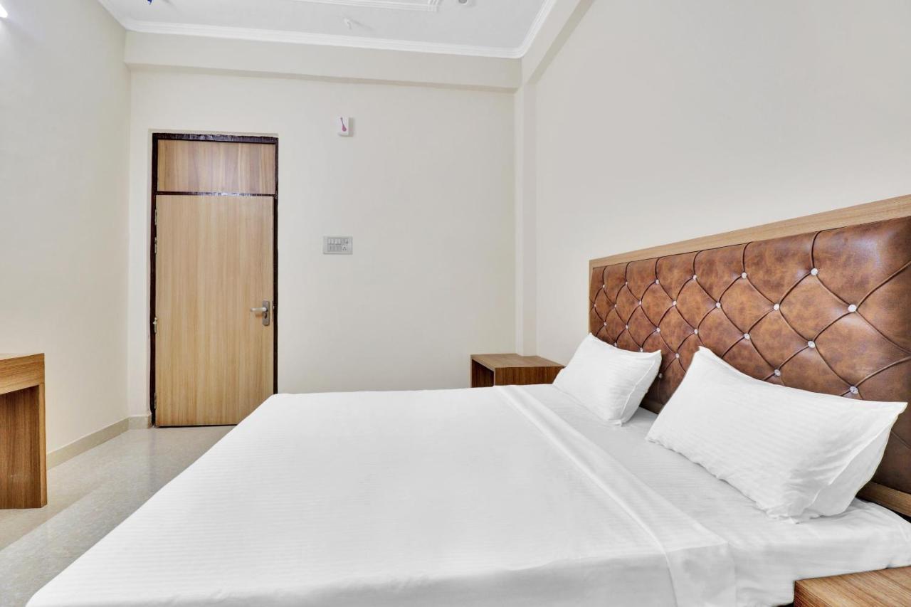 Collection O Pearl Inn Guest House Gwalior Exteriör bild