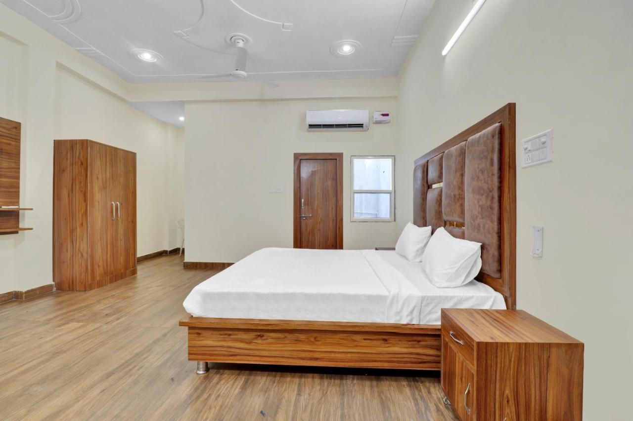 Collection O Pearl Inn Guest House Gwalior Exteriör bild