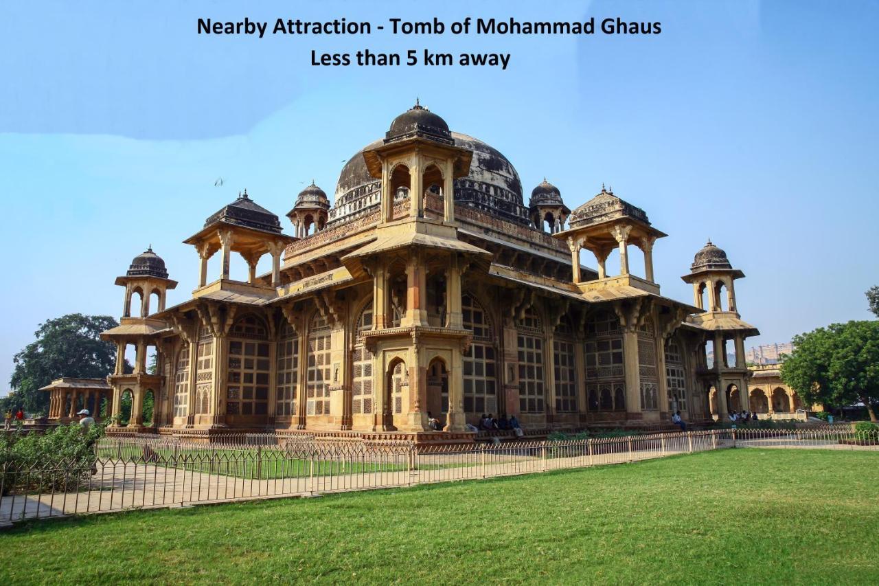 Collection O Pearl Inn Guest House Gwalior Exteriör bild